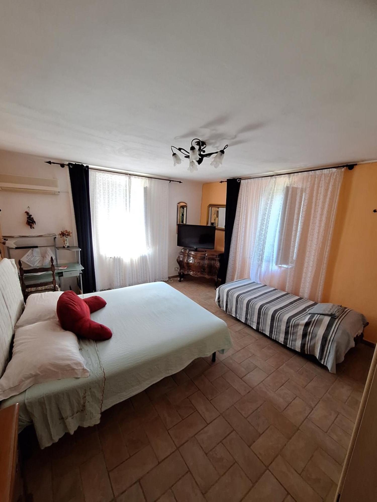 Mama' Hotel Castell'Anselmo Exterior photo